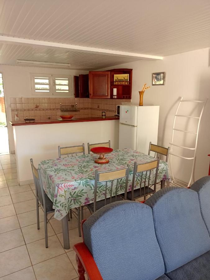 Charmant Appartement Verdoyant Le Morne-Vert Zewnętrze zdjęcie